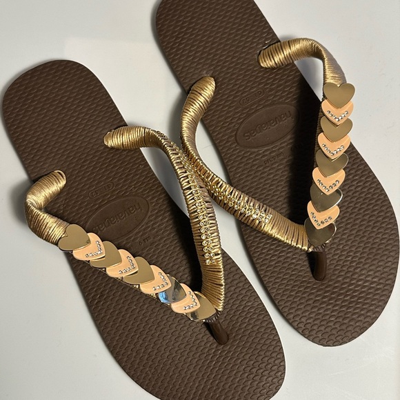 Sandals - Picture 4 of 6